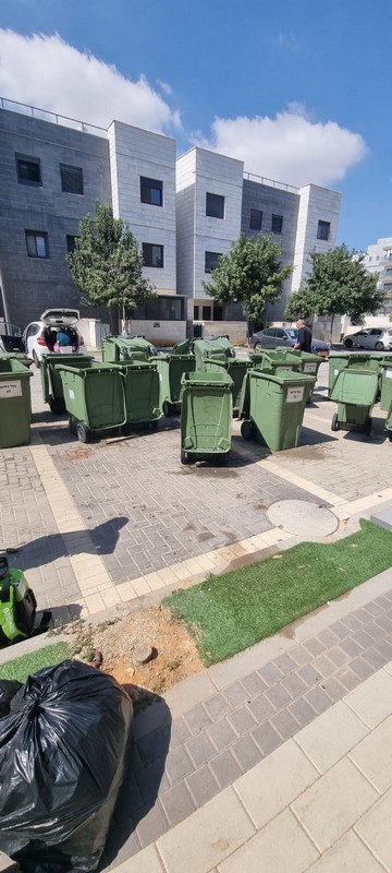 ניקוי פחים וחדרי אשפה בשפלה